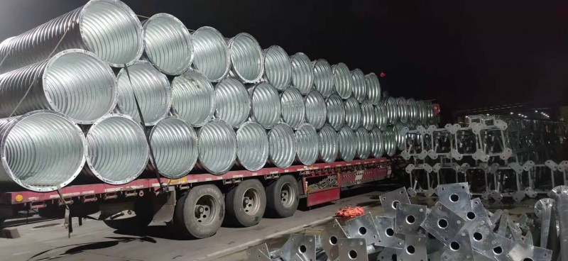 鋼波紋涵管裝車和運(yùn)輸